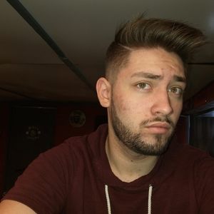 Meet your Posher, Tyler